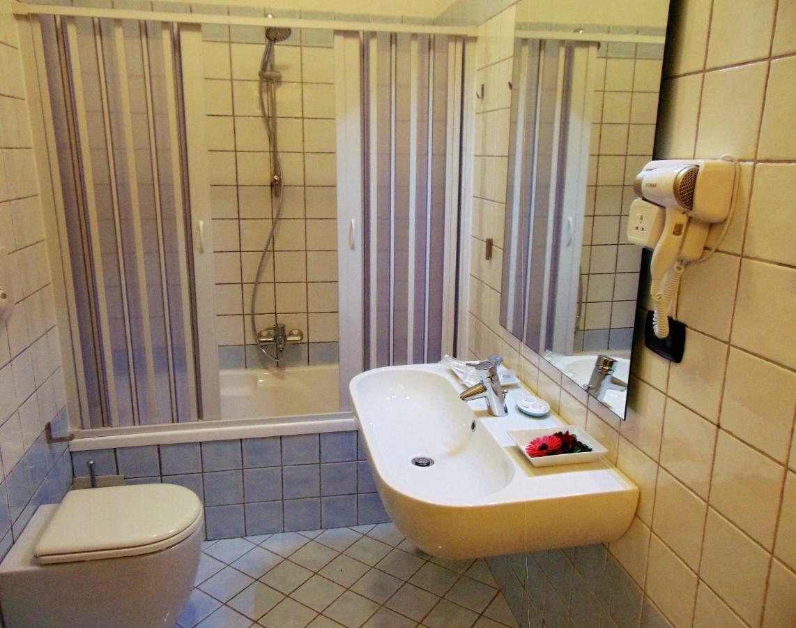 Casa Esposito Comfort & Relax Apartment Pozzuoli Bagian luar foto